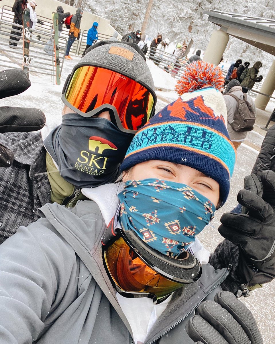 jasssycat's tweet photo. UPDATE //
Went to New Mexico
Cried on a mountain
Can’t snowboard
Picked the venue where I will marry the love of my life ❤️💍✨ https://t.co/bISBjIMGwV
