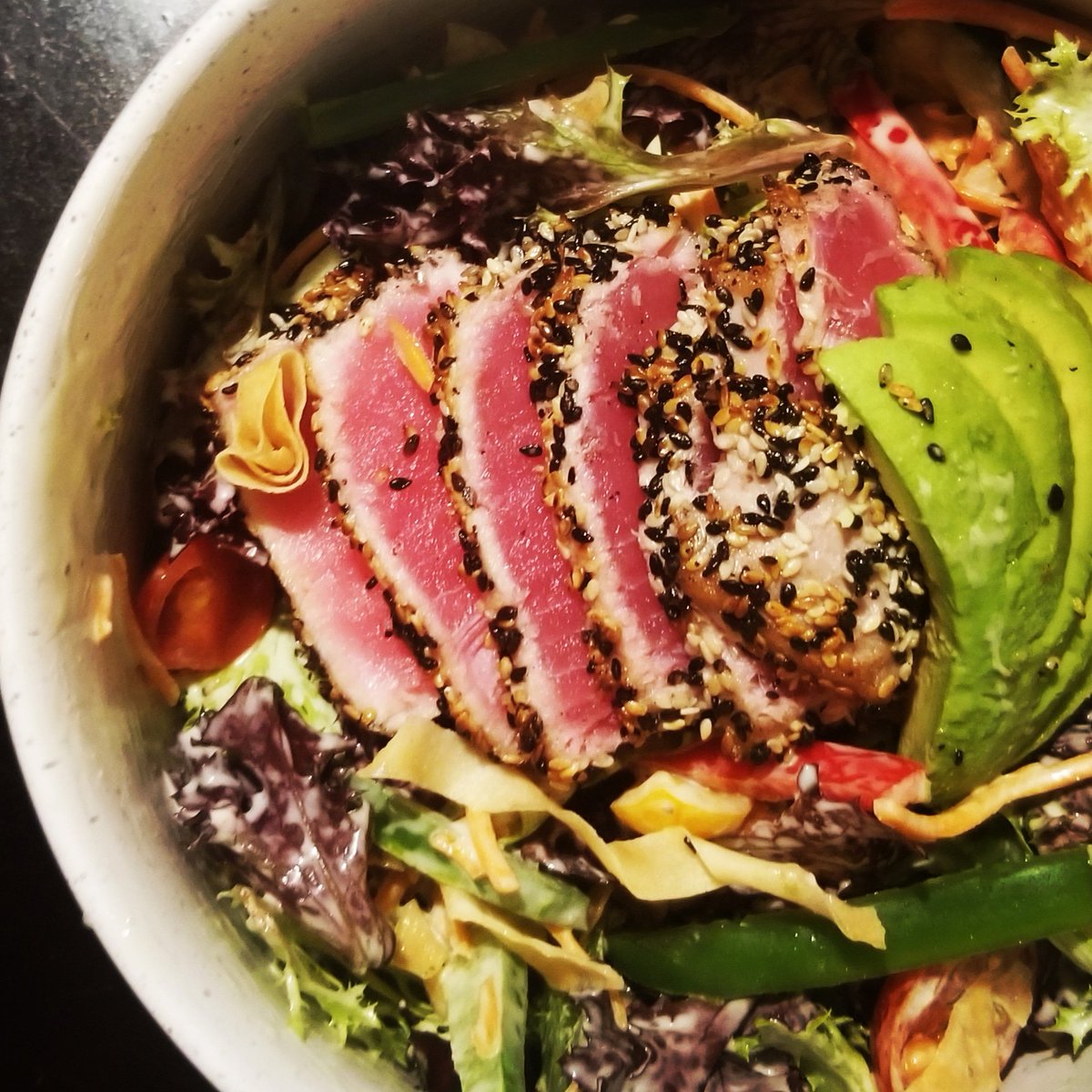 One of my absolute favorite salads in Sac: The Seared Ahi Tuna Salad with wasabi dressing from Riverside Clubhouse. It's been the highlight of my day with all this surge news. Treat yourself! #dinnertime #ahituna #damngoodsalad #sacramento #ilovefood #deliciousness #stephsfaves