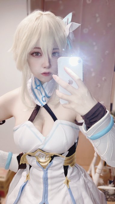 Twitterのコスプレ画像2