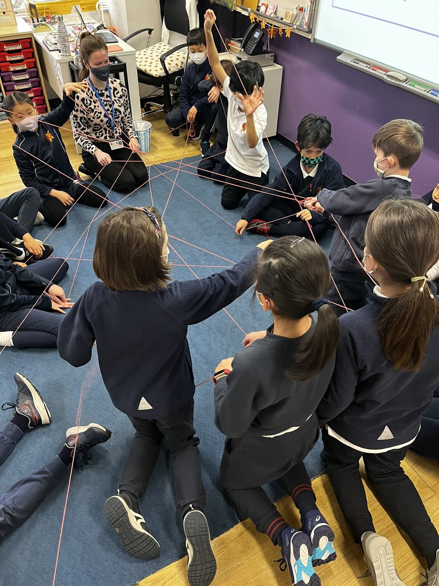 5B’s Morning Meeting greeting with a giant web! #bstdifference