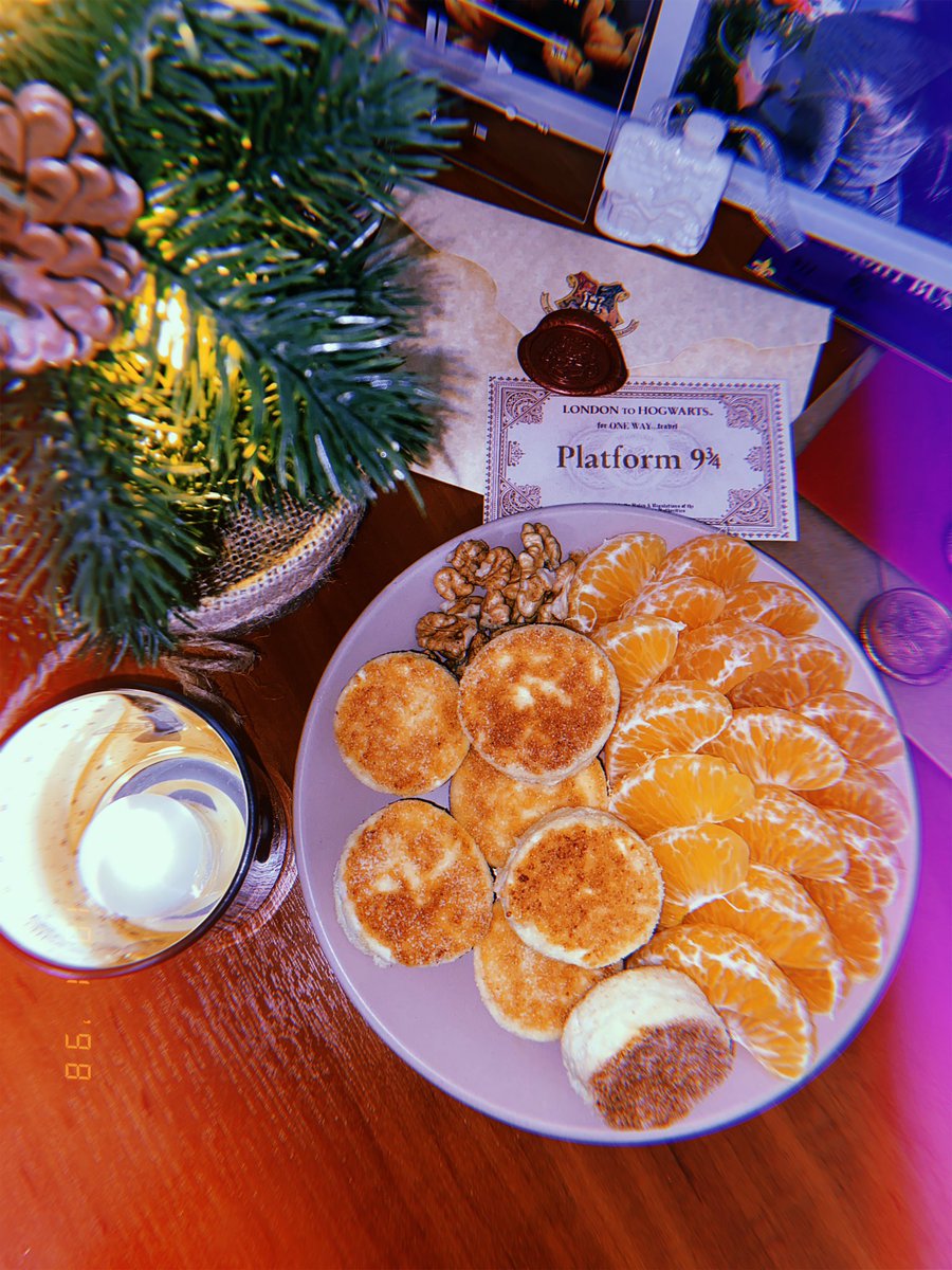 _nastya18's tweet photo. 🍊🎄 https://t.co/OnxByL4NwI