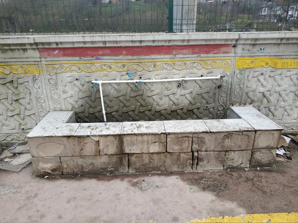 Ekinli okulumuzun çeşmesini yeniledik. Çeşmenin yapılmasında katkısı bulunan velimiz Metin BAYRAMA'a ve Öğretmenlerimize teşekkür ediyoruz. İyiki varsınız...