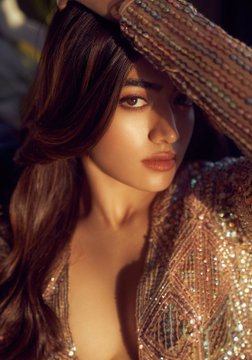 CinemaLollipop's tweet photo. What do you think of this look?Fire
Rashmika Mandanna
@iamRashmika https://t.co/nTNY8cF8QS