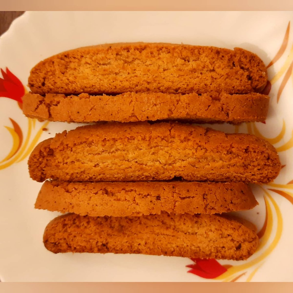 Biscotti 
With just the Perfect amount of crunch and sweetness 😋 
.
#eggfree #egglessbaking #bakedgoods #baking #chef #foodie #delicious #foodielife #chefmode #cheflife