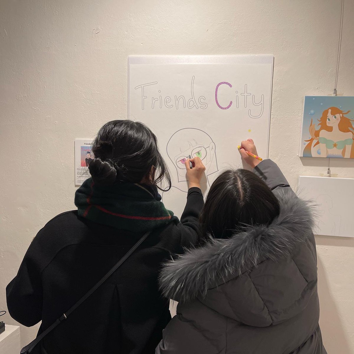 Klaytn NFT Union Exhibition VOL.1
제1회 클레이튼 NFT 연합 전시회 
정상 오픈했습니다🖼

• 2022.01.11(화) ~ 2022.01.16(일)
• 관람 시간 : 2-8pm
• 전시 장소 : 아트스페이스 블루스크린(서울시 마포구 노고산동 56-76 지하1층)
• 🚙주차불가

<a href="/klaytn_official/">Klaytn (now Kaia)</a> <a href="/jaesun_han/">🟨 Jason Han (한재선)</a> <a href="/seo_sangmin/">Sangmin Seo (Sam) {&}</a>