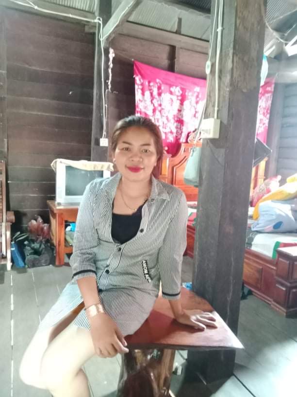 ចង់ចុយបងថ្លៃ tweet media