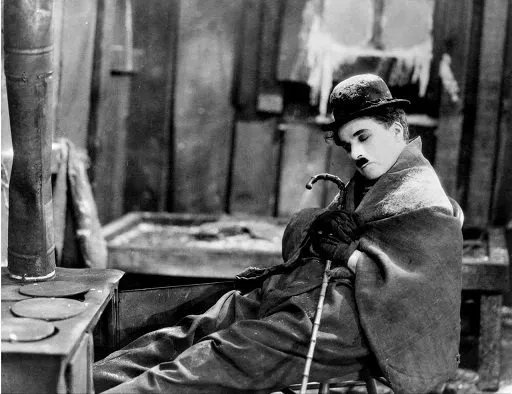 'Evrensel bir nimet olan sessizlikten zevk alabilenler, dünyanın en mutlu kişileridir.' - Charlie Chaplin