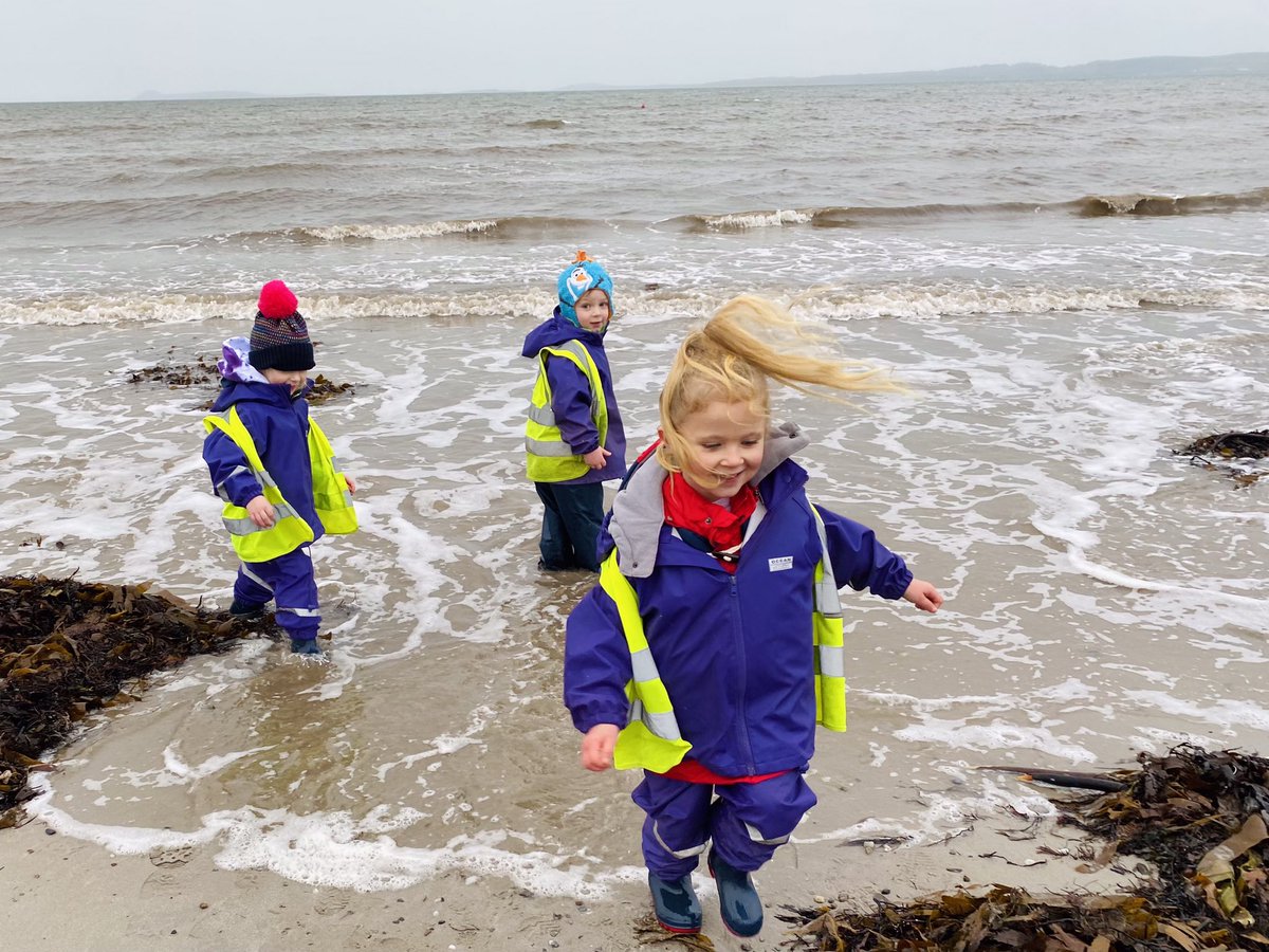 rhunahaorine's tweet photo. ELC are back at the shore most mornings, we always pick up three bits of litter each or more #3forthesea #wecare #lookingafterourplanet #abplace2b #earlyyears https://t.co/vMD8CKj2xk
