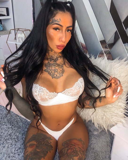 Linda noche ✨ https://t.co/DReO0JhQ3C<a href="/tag/nude"class="tags"><span>#nude</span></a><a href="/tag/camsoda"class="tags"><span>#camsoda</span></a><a href="/tag/onlyfans"class="tags"><span>#onlyfans</span></a><a href="/tag/onlyfanscolombia"class="tags"><span>#onlyfanscolombia</span></a><a href="/tag/onlyfanshack"class="tags"><span>#onlyfanshack</span></a>