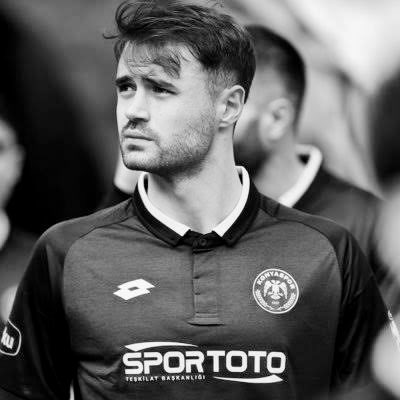 tribundergi's tweet photo. Konyasporlu Ahmet Çalık, trafik kazasında hayatını kaybetti. (DHA)

— Çalık ailesi, Konyaspor camiasi ve tüm dostlarına başsağlığı dileklerimizi sunuyoruz. https://t.co/VyNCv6edrm