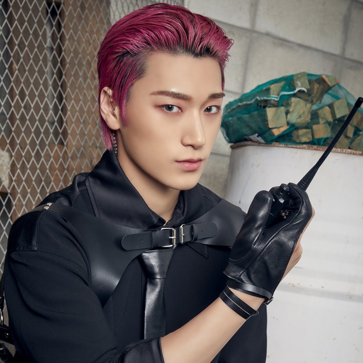chaesanbot's tweet photo. help https://t.co/oGXyqNxq79