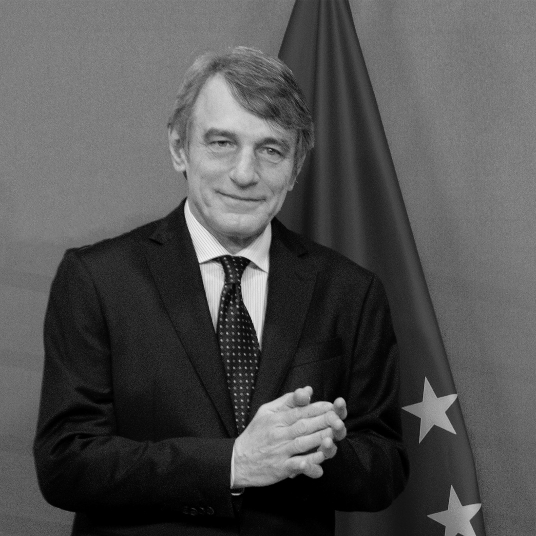 We are deeply saddened by the terrible loss of a great European and proud Italian. David Sassoli was a compassionate journalist, an outstanding President of the European Parliament. Our thoughts are with his family. Riposa in pace.