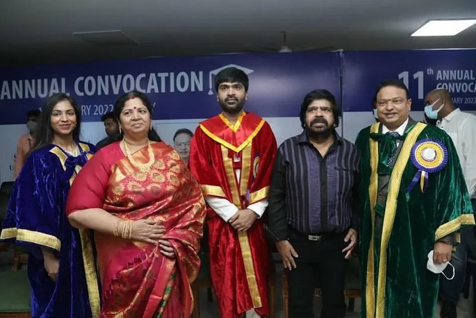 Spot Right Tamil tweet media
