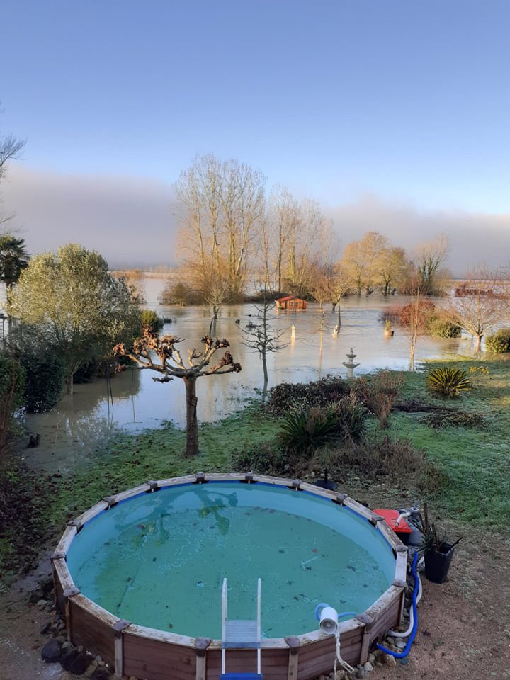 Le pic de crue de la #Garonne a été atteint à Toulouse à 4.31m ce matin. Crue la plus importante depuis 2000.
Elle se propage vers l'aval. 