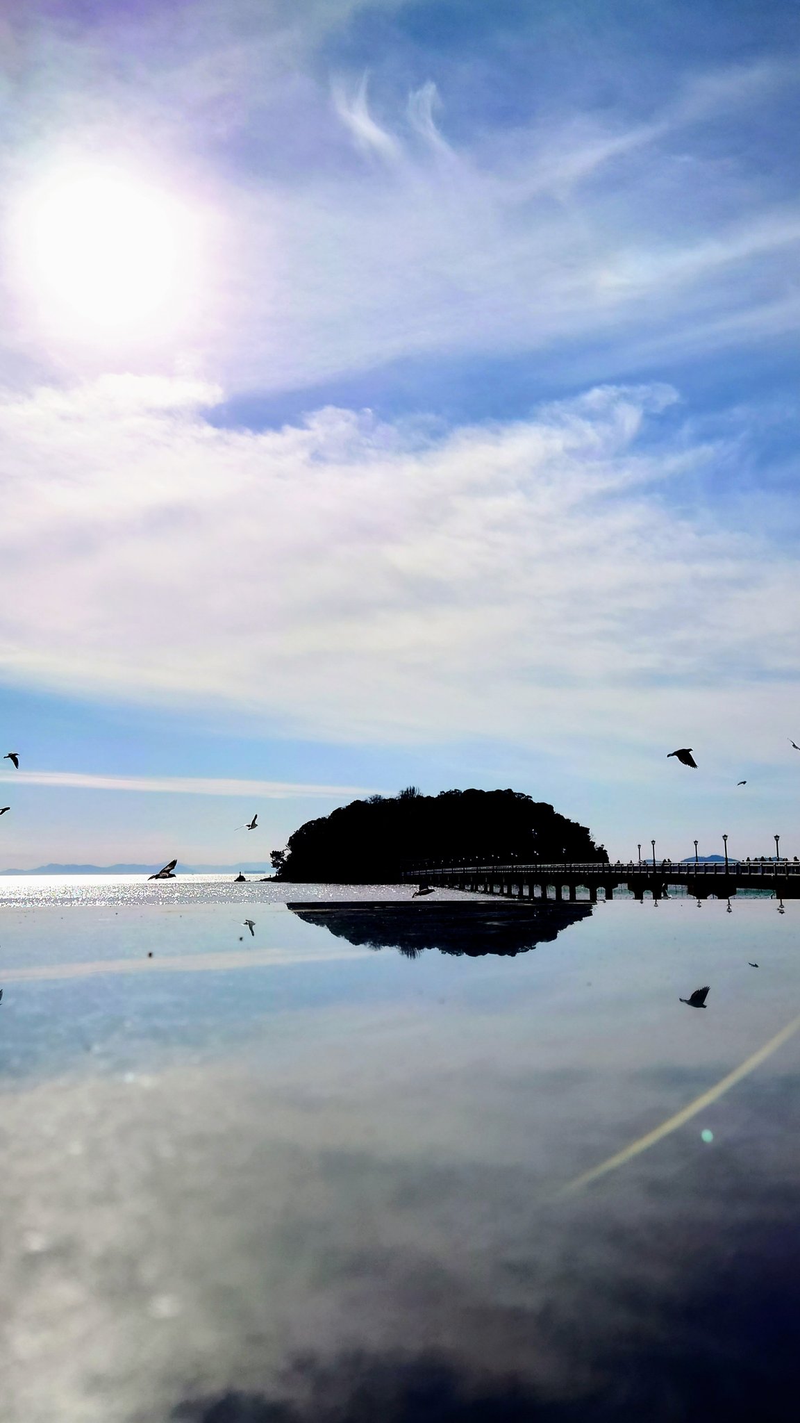 Twitter 上的 Kaz ウユニ塩湖 ではなく ガマニ塩湖 らしい 愛知県 蒲郡市 竹島 ガマニ塩湖 リフレクション T Co Rpyticistm Twitter