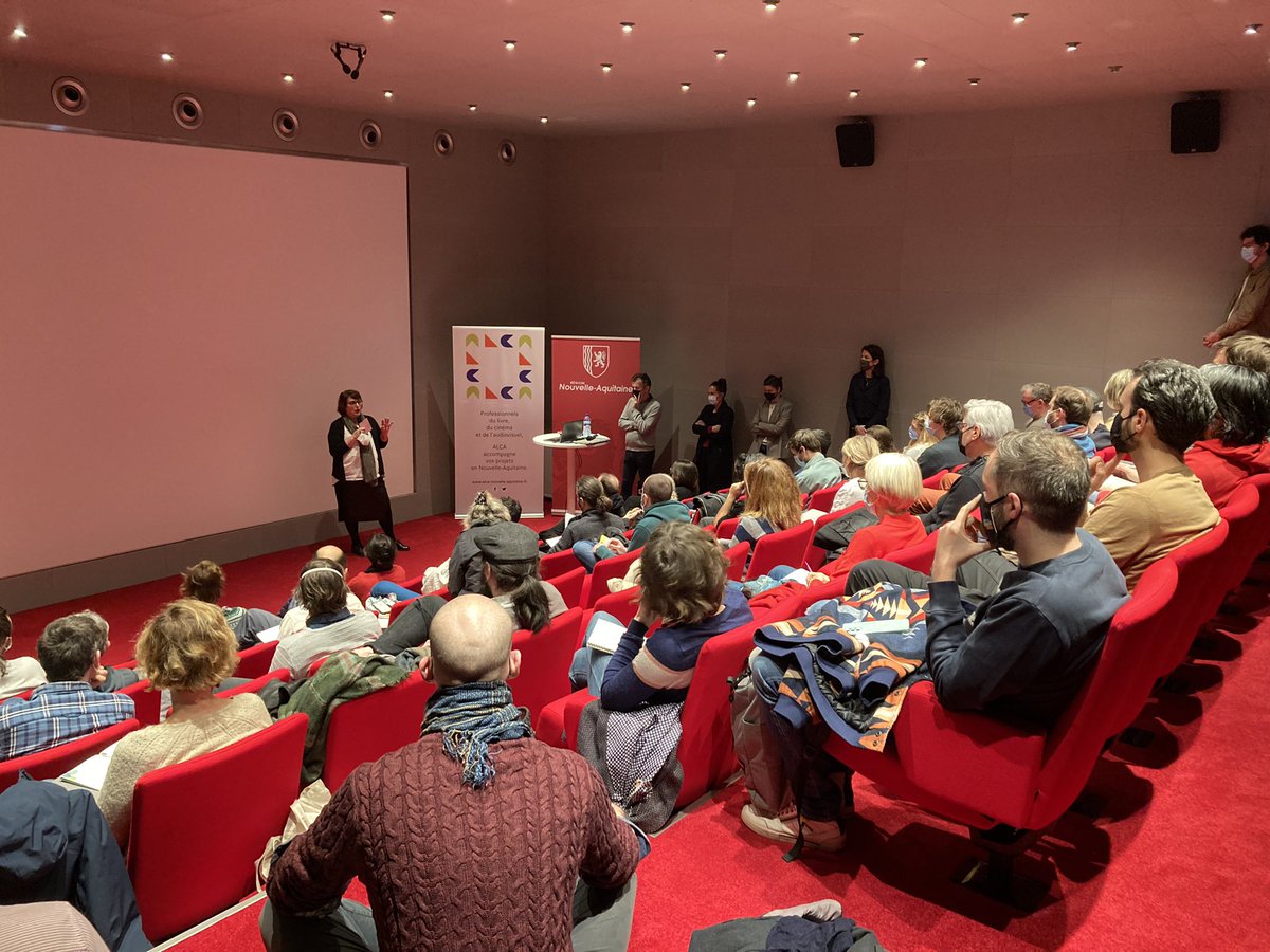 ALCA_NAquitaine's tweet photo. Aujourd’hui à l’auditorium d’ALCA à la MÉCA, les producteurs de @NvelleAquitaine bénéficient d’une formation proposée par le @LeCNC : "Prévenir et agir contre les violences sexistes et sexuelles au travail". https://t.co/dyVuQvYDkT