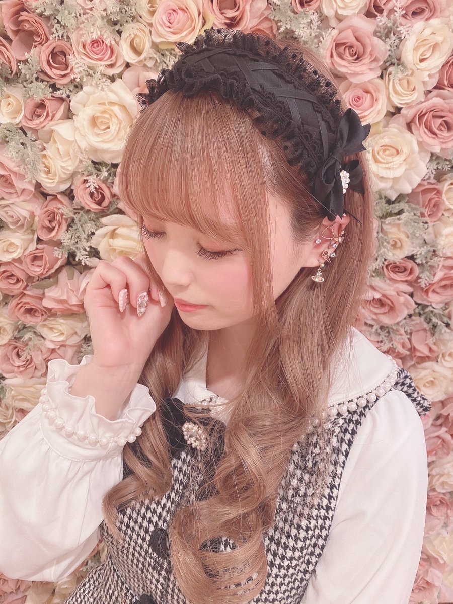 LIZ LISA on X: LIZ LISA on X: