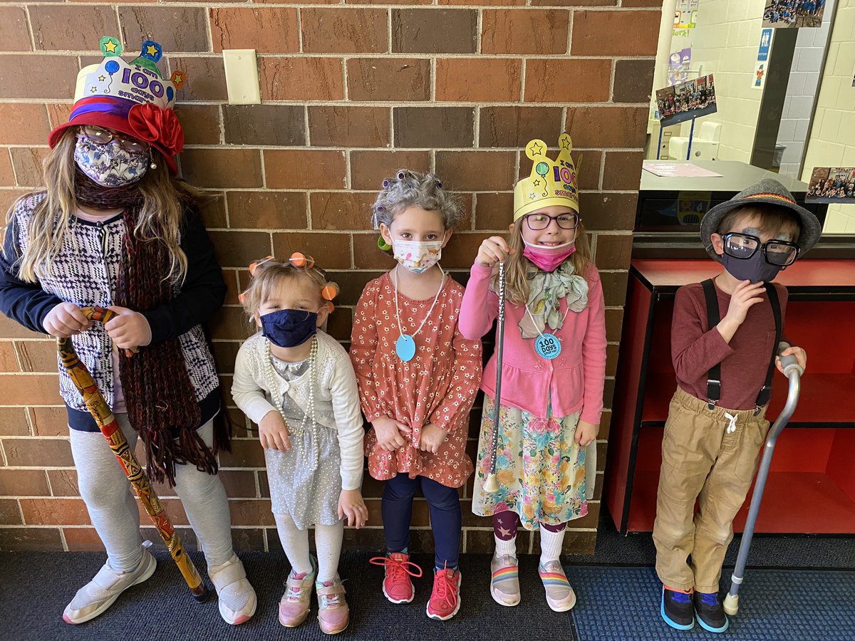 KinderKorshoj's tweet photo. What can we say? We LOVE the 1️⃣0️⃣0️⃣th Day! @MPS_Morton @MalonePrincipal #MavericksMoveMountains https://t.co/09C7bBPXSK
