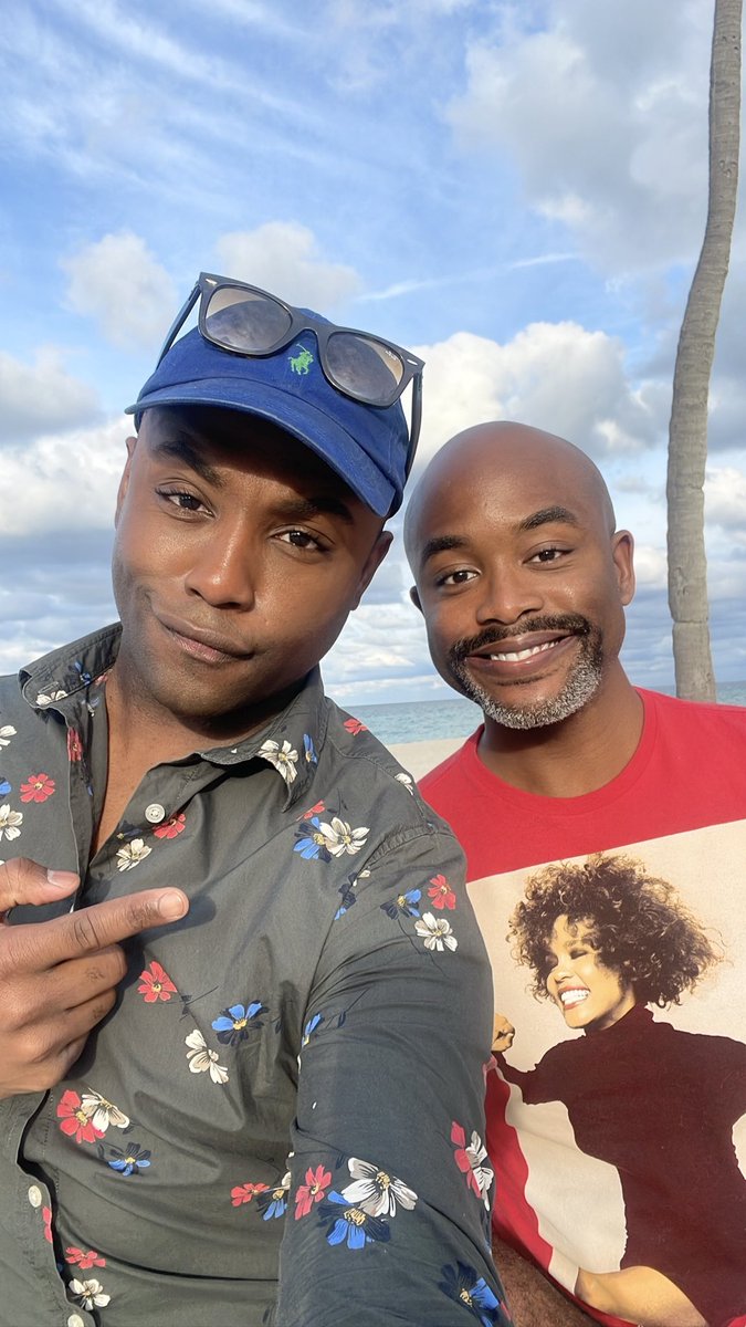 FranklinOnAir's tweet photo. Beach day! ☀️
@tavareskjones
#wsvn #7News #HollywoodBeach #SoFlo #LongTimeFriend https://t.co/qBeaVgQboW