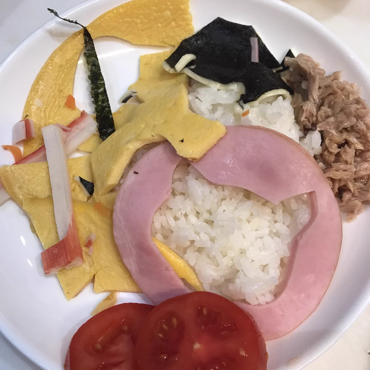 子育て経験者あるある？！キャラ弁を作った日の朝食がこちら！！