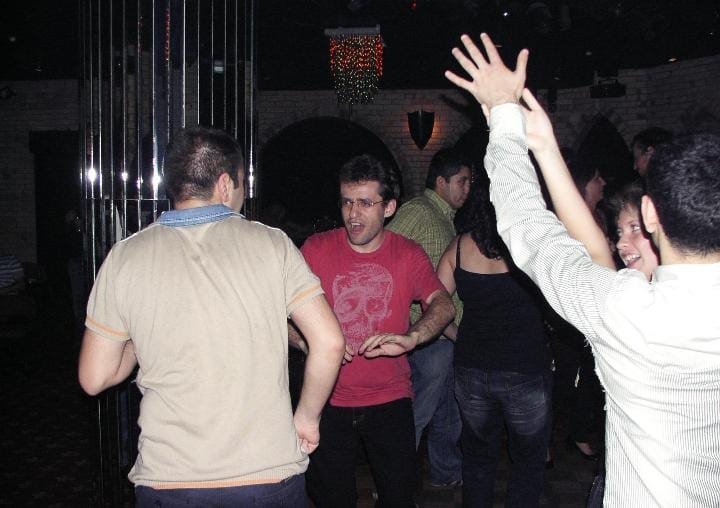 kmlbyrmov's tweet photo. Aronian və Məmmədyarov partiləyir. (2007) https://t.co/tGBnrTUOFl