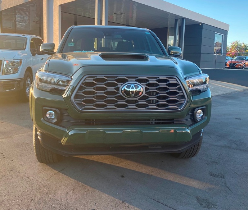 AutoAuthoritypr's tweet image. ¡TOYOTA TACOMA V6 2021!
¡COMO NUEVA  
$47,995
 7,839 Millas
 Muchos extras
Logramos las mejores aprobaciones con los mejores términos.
 Llama: 787-358-2646