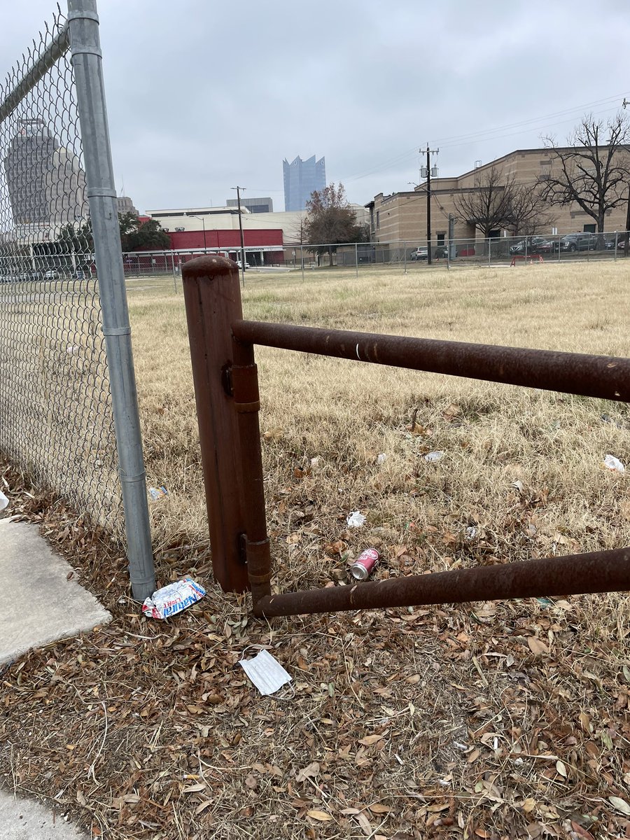 kendrargarza's tweet photo. Day II of our Waste Walks was a success! We were able to collect so much trash and data from our community and had some beautiful weather. As always, thankful to our administration for allowing us to explore our community. #casttechproud https://t.co/PpqwuQchMt