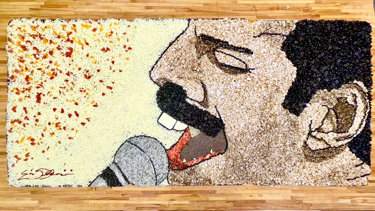 EricJohnArt's tweet photo. Hey @jimmyfallon you like NFTs and PIZZA?
#FreddieMercury #PizzaArt #NFTs https://t.co/4H2GQ4AMJz