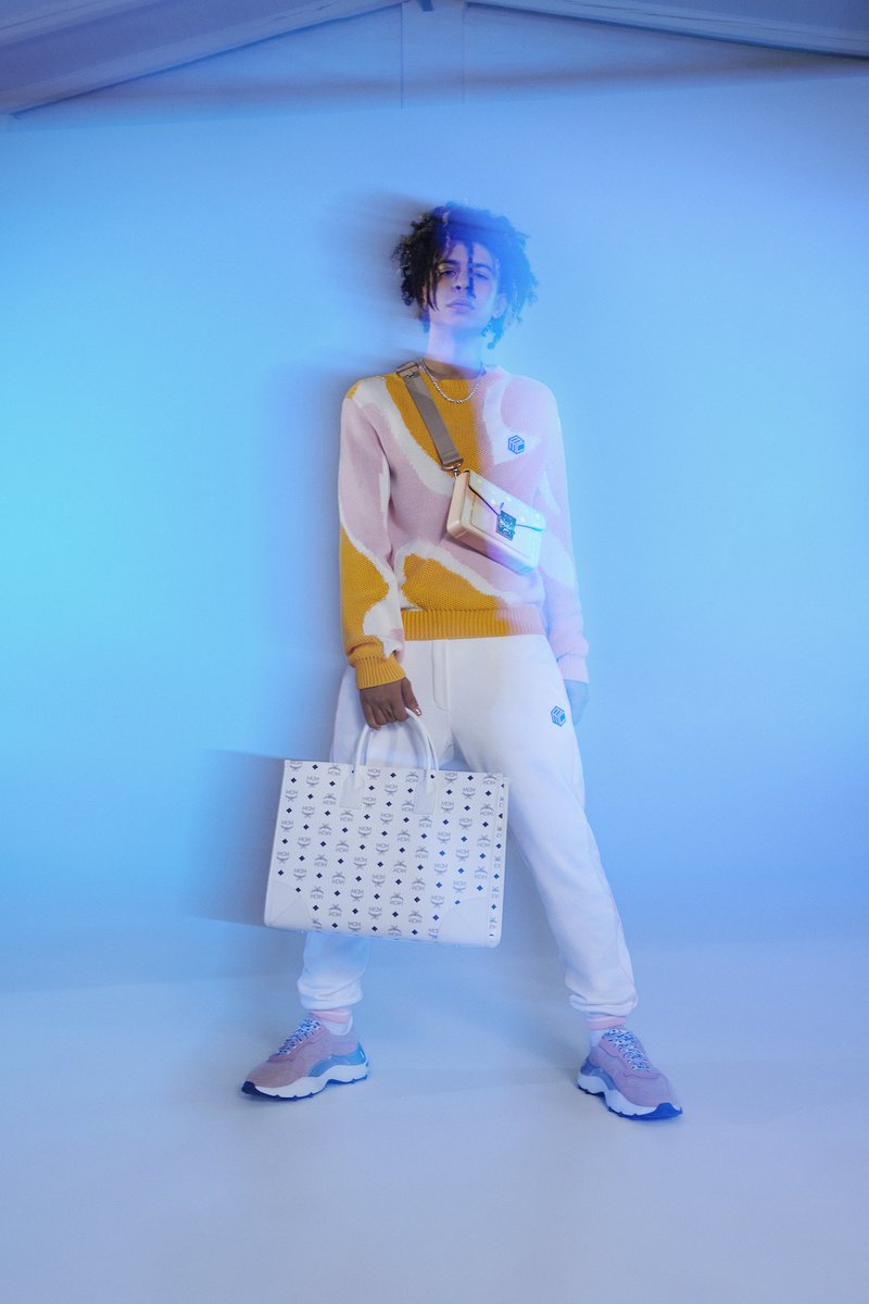 VMAN Magazine tweet media