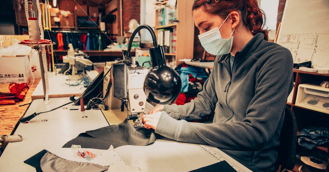 BTS of our third Proto meeting for the first weatherproof Trekmates Hijab and Niqab with @amira_thewanderlust. 

#trekmates #wanderlustwomen #representationmatters #diversity #hijab #niqab #outdoors #sports #hiking #adventure #explore #instagood #inspiration #equality