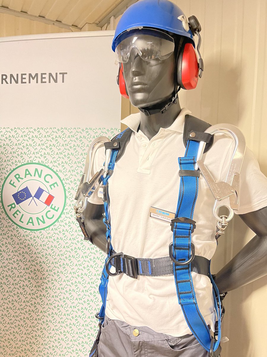 Gérard MENUEL tweet media