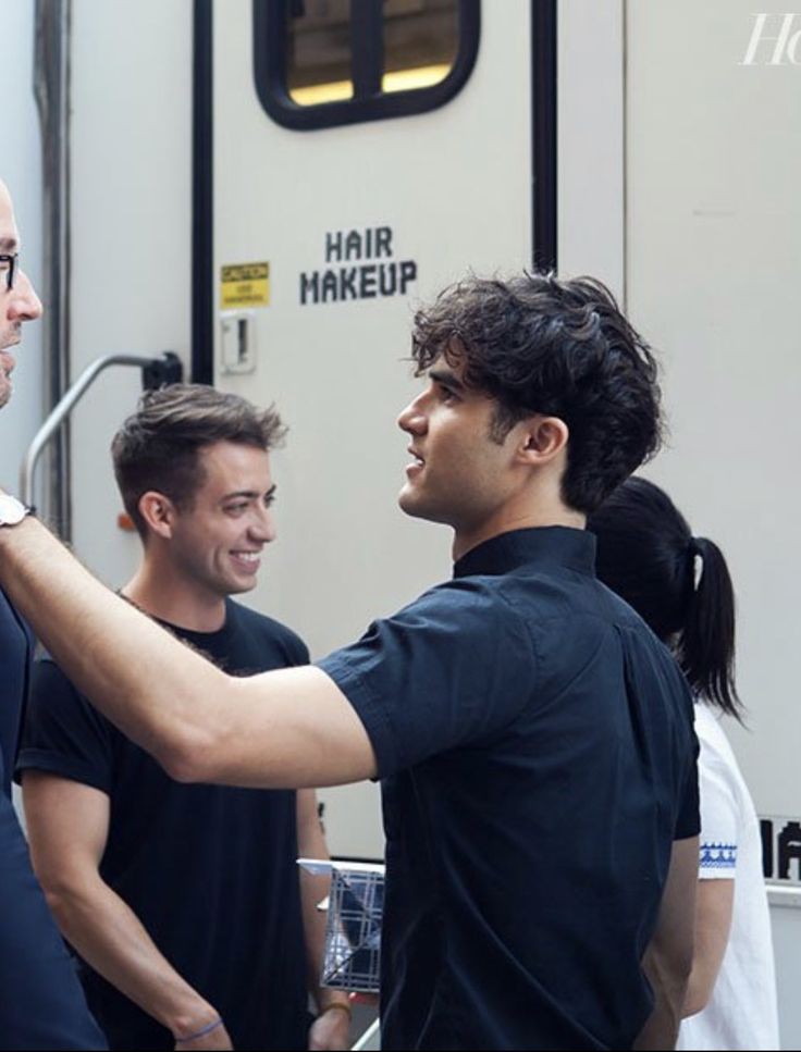 safe place for darrenies💭 (@thinkercriss) on Twitter photo 