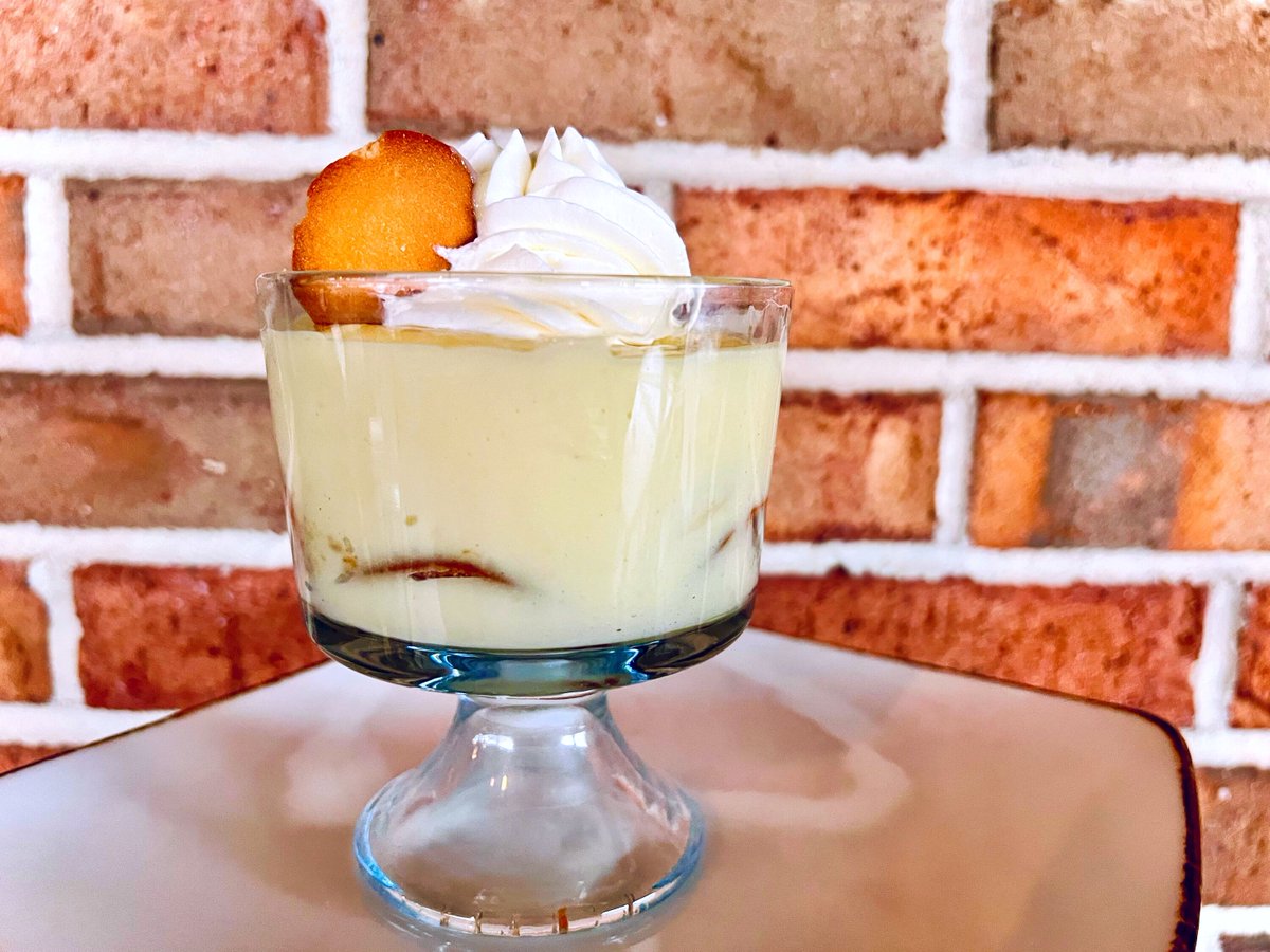 ManorHillTavern's tweet photo. Save room for dessert when you order from the HoCo Restaurant Weeks Menu. BANANA CREAM PIE TRIFLE (and the entire Prix Fixe Special Menu) is available Curbside & Dine In beginning at 4pm each day until 1/30. Full menu at https://t.co/7k7sqsiKVX #EatLocal #RestaurantWeeks https://t.co/zhb02zjuGL