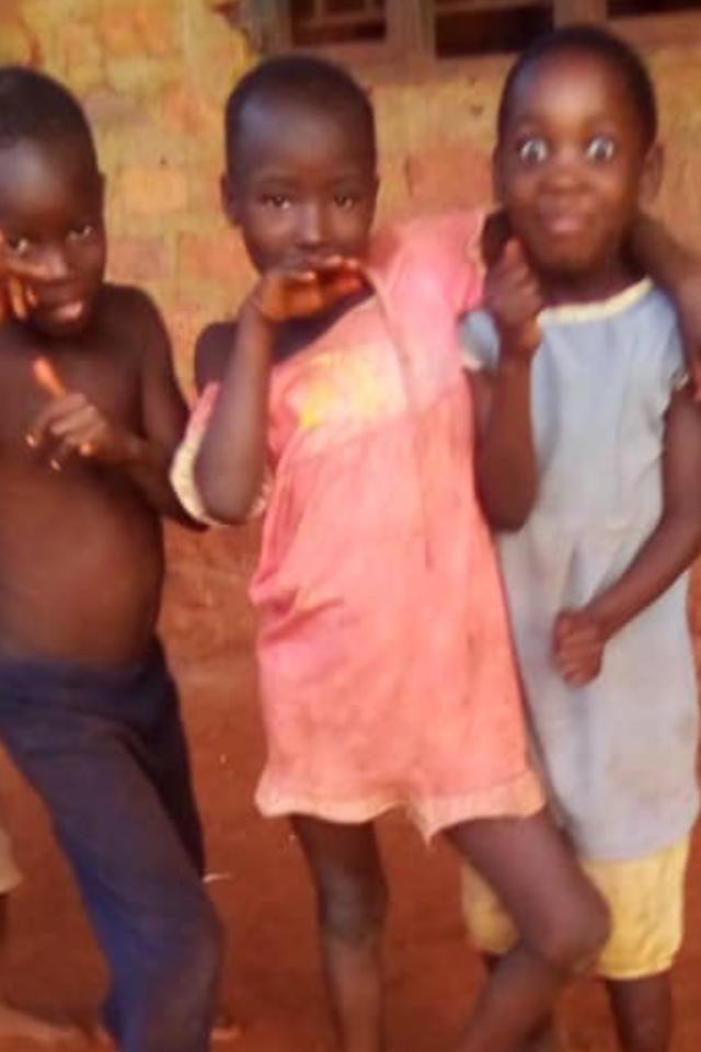 HelpAfricanKid2's tweet image. Help african kids uganda account number 7176475001 contact our manager +256708079291 thank u