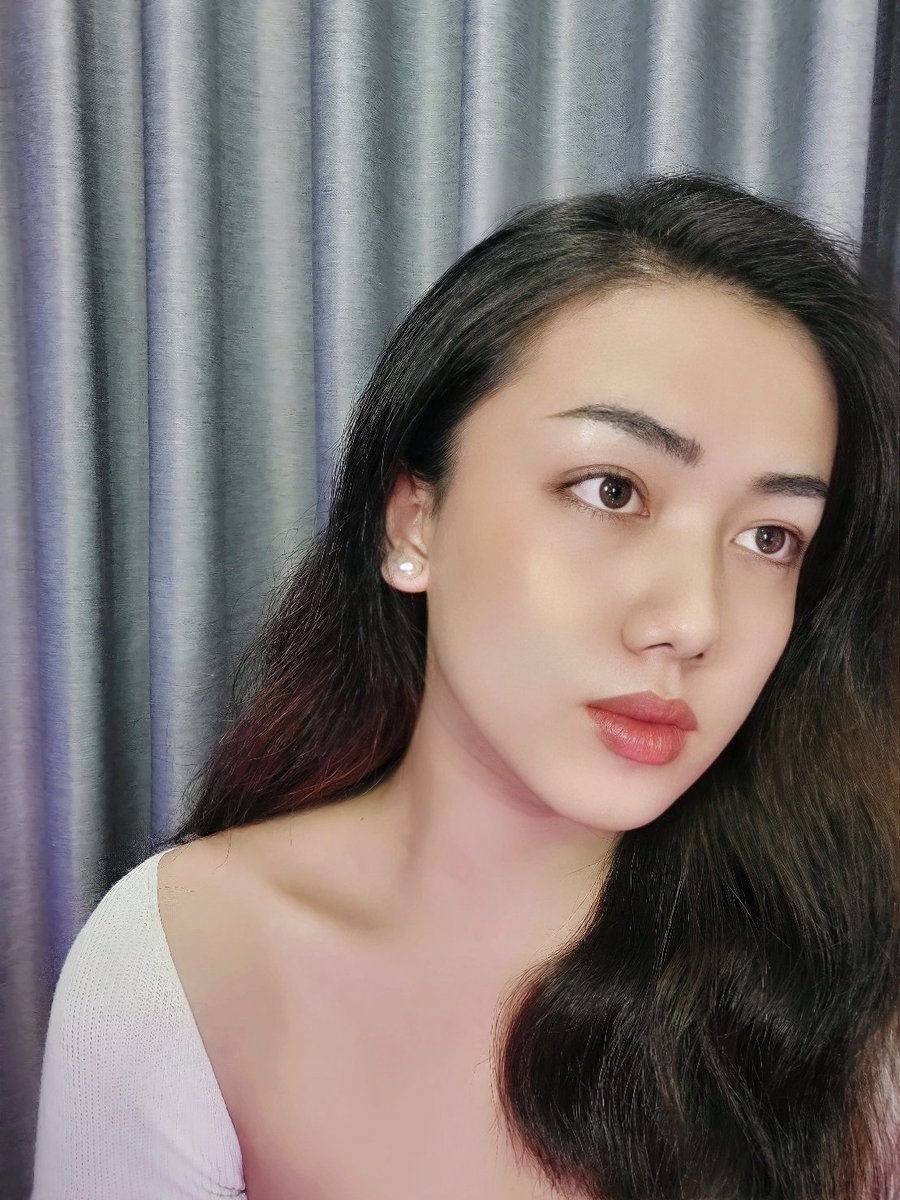 THV524's tweet photo. " May mắn của một người là lúc mình thương thì họ đáp lại, đúng lúc mình cần thì họ đến. Họ không vướng bận chuyện hôm qua, mình chẳng thiết tha về quá khứ. "

❤ https://t.co/yBB6qZUTbf