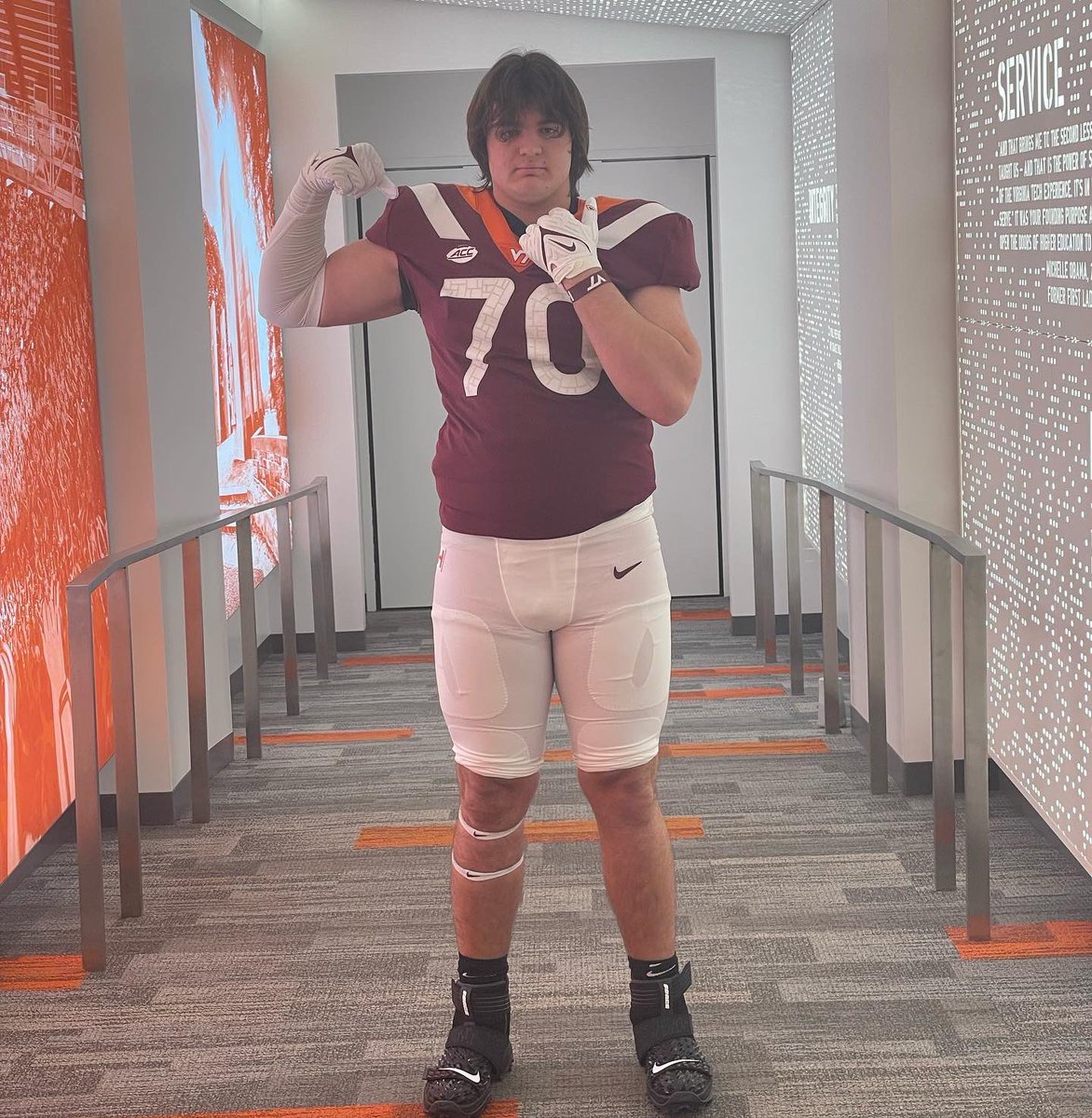 Coach Mac tweet media