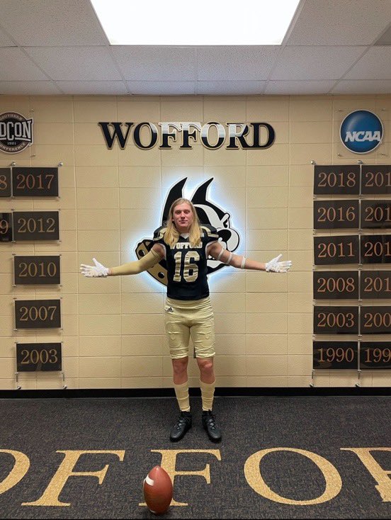 nick_morgann's tweet photo. Committed!🐶 @Wofford_FB 
@CoachConklin @Coach_Doolittle @WHSCanes https://t.co/YjG00dHQeO