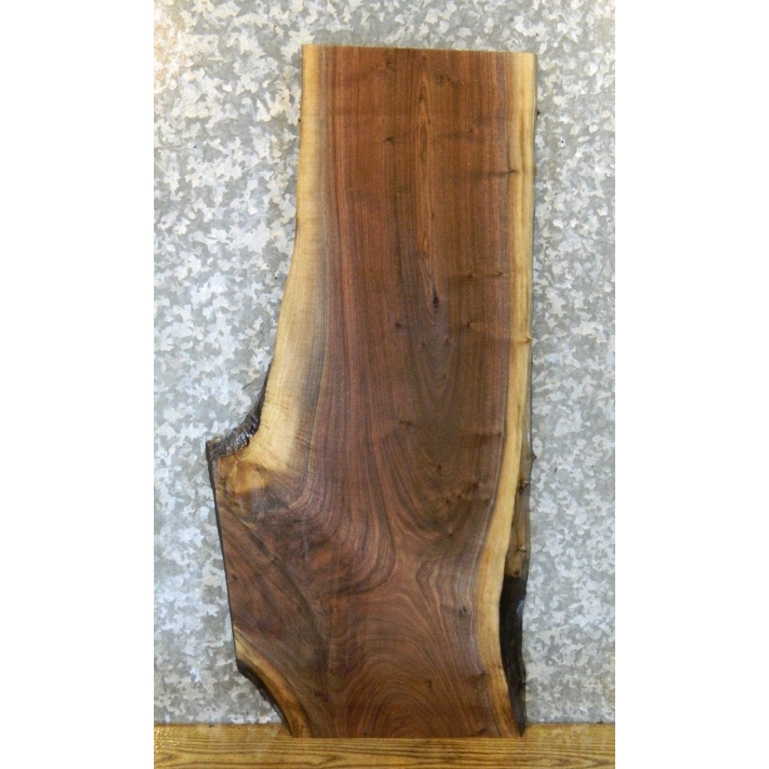 TheLumberShack1's tweet photo. Another Transformation Tuesday!
This one goes to this beautiful blue epoxy coffee table made with a black walnut live edge slab!
#TransformationTuesday #woodworking #epoxyproject #coffeetable #liveedgeslab #blackwalnut https://t.co/DnvtMaFNEE