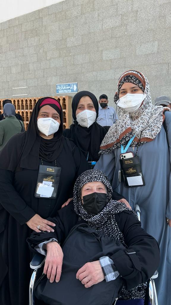 DSTWorldTravel's tweet photo. Masha'allah 
Sister Haifa's sisters group had a fascinating day visiting at #madinahalmunawwarah.
#DST #DarElSalamTravel #DSTTravel #DSTUmrah #Umrah2022 #SistersUmrah #Travel #Mecca #Madinah #Makkah #Saudi #Islam #Umrah #WinterUmrah #muslim #muslimah #muslimfamily #bismillah https://t.co/sQqXdA9FGm