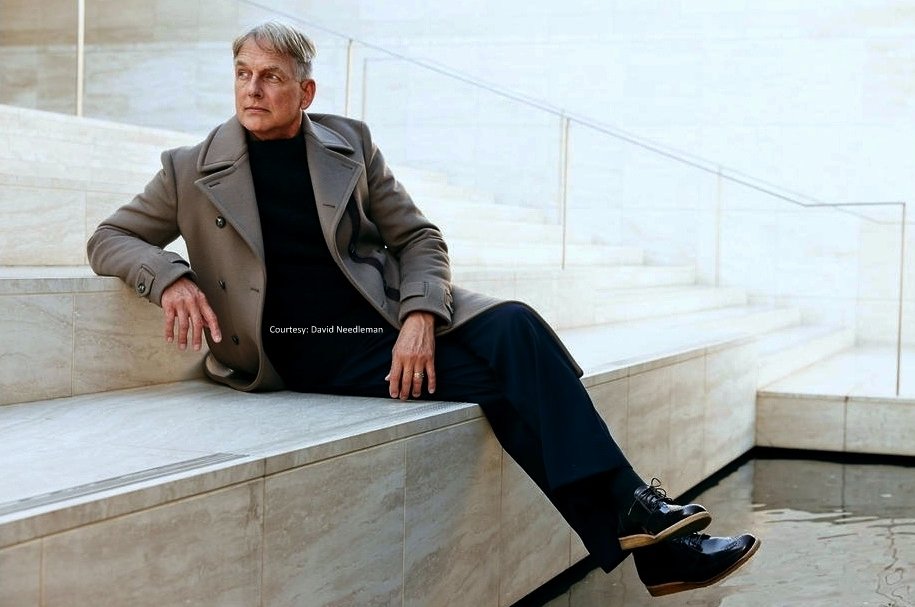 Titine_HDF's tweet photo. Courtesy: David Needleman (2014)

Great photo of Mark taken during the shooting for Forbes Life

#MarkHarmon #AgentGibbs #LeroyJethroGibbs #JethroGibbs #Gibbs #NCIS https://t.co/m2Z9zs7kC5