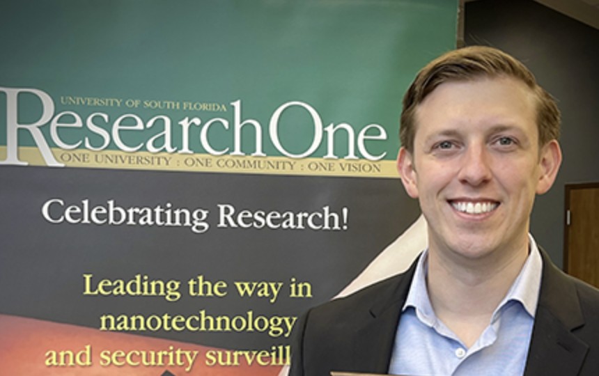 doxyme's tweet photo. Congrats to our very own, Dr. Brian Bunnell, for receiving the @USFResearch Excellence in Innovation Award! Your work in advancing #mentalhealth care through technology inspires us every day! Click to learn more: https://t.co/OiUuI7MifH https://t.co/NtMU9PyIMf
