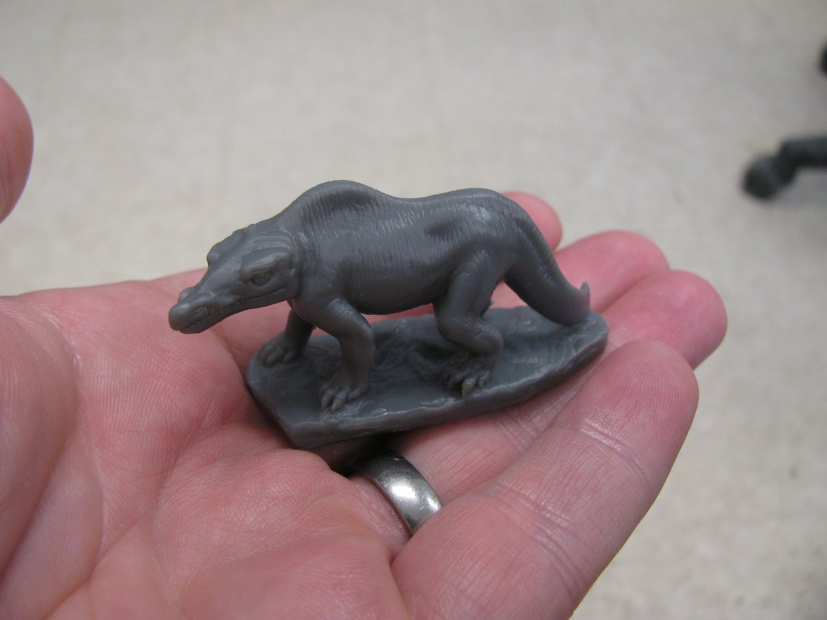 df9465's tweet image. I just made these tiny printouts of @cpdinosaurs (Crystal Palace) dinosaurs, Megalosaurus, the &quot;amphibian&quot; Labyrinthodon, the marine reptiles Ichthyosaurus and Plesiosaurus. 3D models made available a few weeks ago by the Natural History Museum, London. #dinosaurs #fossilfriday
