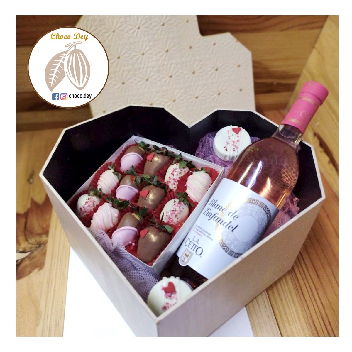 DeyChoco's tweet photo. 💖 #Sonrieycomechocolate #amor #regalosunicos #fresasconchocolate #elmejorchocolate 💖 https://t.co/GADcobuGuw
