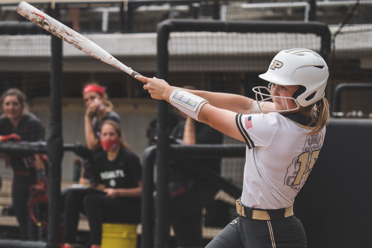 “I was really proud of myself for getting that opportunity because it wasn’t through softball, it wasn’t because I’m an athlete— it’s because I’m a good student.” - <a href="/Rachel_Becker15/">Rachel Becker</a> 

Visual Story: boile.rs/Becker