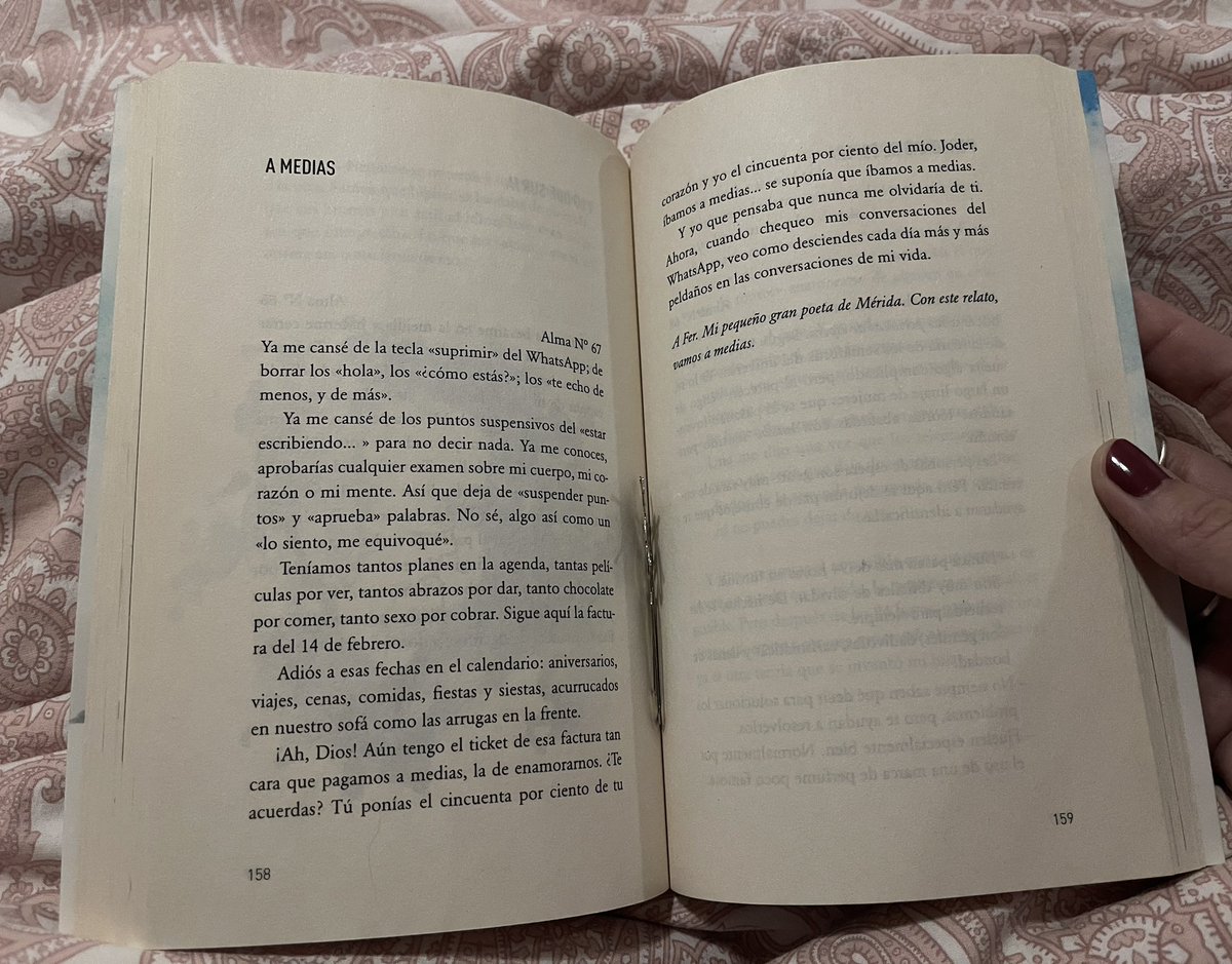 AnitaPoppins's tweet photo. Lecturas nocturnas 📕🌜 

@CesarBrandonCFO https://t.co/8c7TAHDHCj
