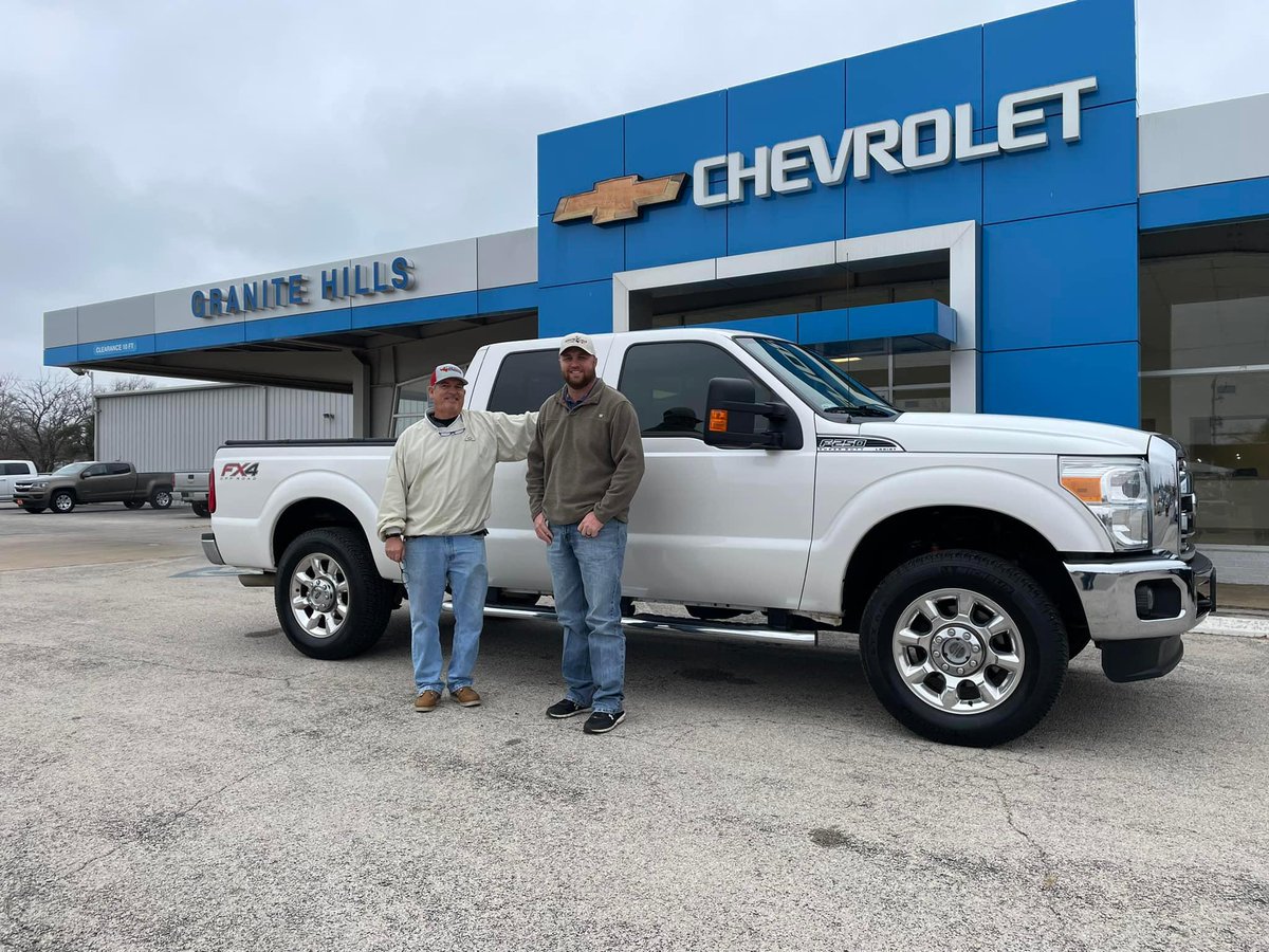 Congratulations to Curtis Dulansky on the purchase of a Ford F-250 Super Duty! 💪

Thank you for doing business with us here at Granite Hills Chevrolet Buick!