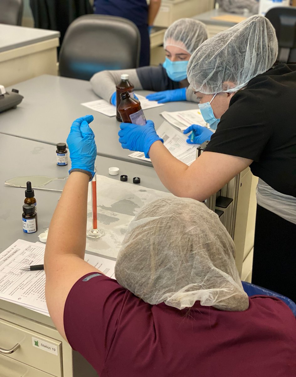 UNTHealth_Pharm's tweet photo. PharmD students in the Advanced Compounding elective are getting their first hands-on experience making lip balm and estrogen creams to learn the basics of making a quality compounded product. 💊
#HSCPharmacyExperience #PharmacyCompounding #PharmDtoBe #studentpharmacist https://t.co/cL9hwSHcRH