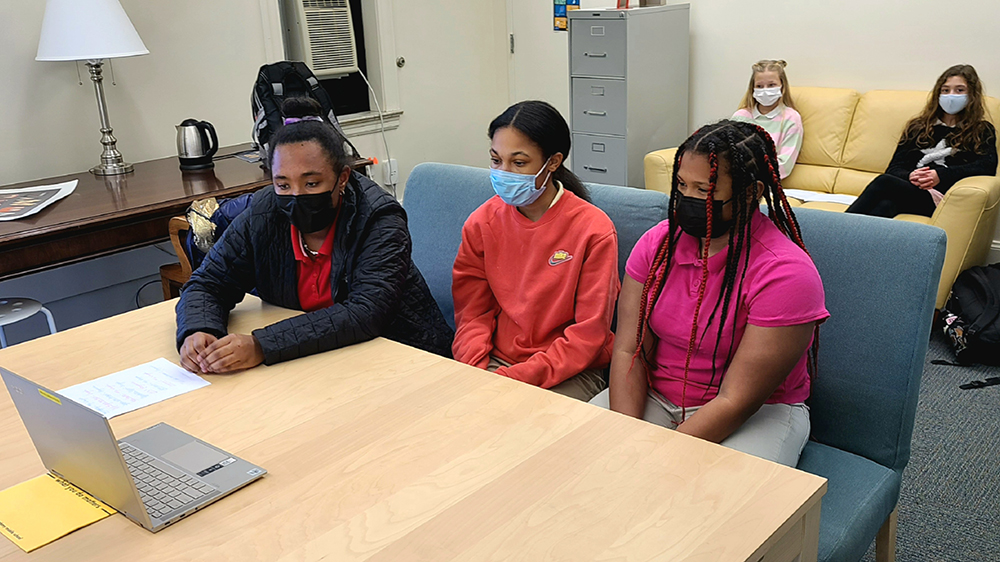 shady_side's tweet photo. Despite the challenges of COVID-19, students, faculty, staff and families of Shady Side Academy celebrated the life and legacy of Dr. Martin Luther King Jr. during the annual SSA MLK Days of Service. https://t.co/qnvtH4woe3 #SSAMLK #MLKday https://t.co/VFCtl5swNP