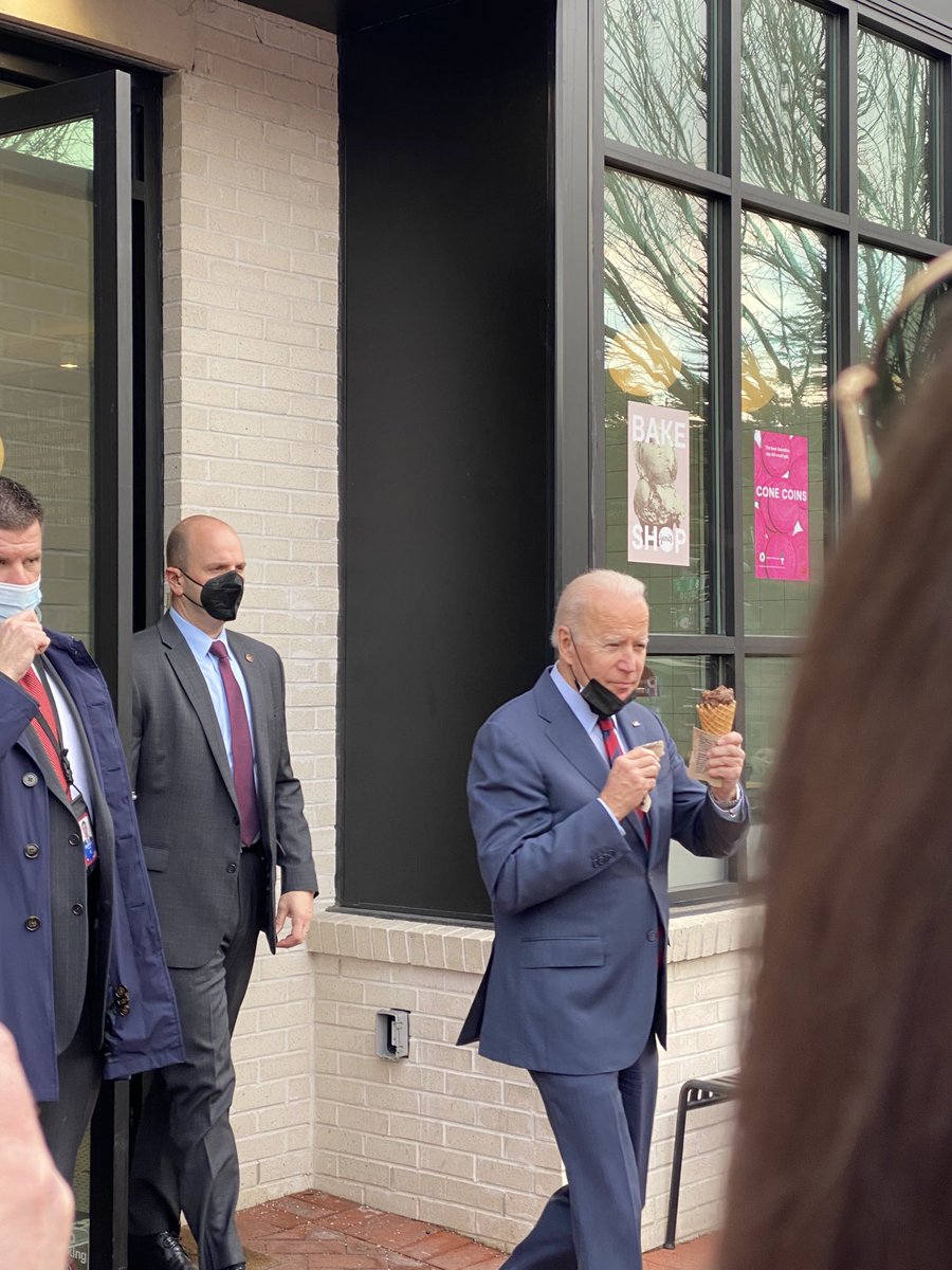 Barracks Row Main Street tweet media