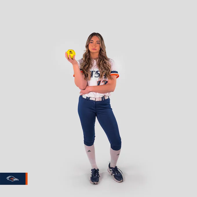 Image from UTSA Softball (@UTSASoftball)